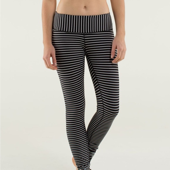SOLD Lululemon Striped Wunder Under - Picture 3 of 4